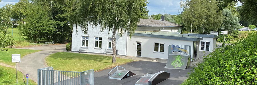 Blick auf die Skateranlage des Jugendzentrums Tönning